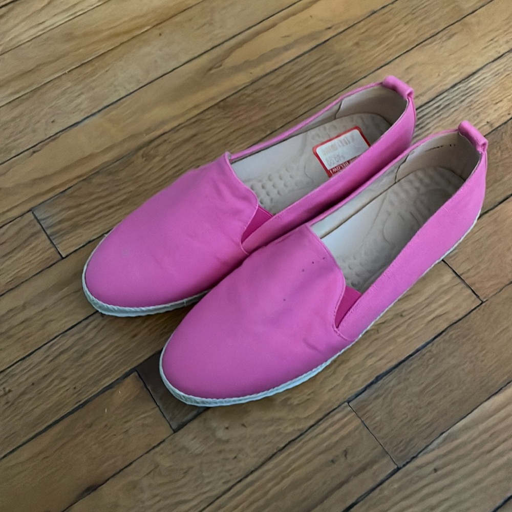 Bubble gum pink espadrille shoes Size 10